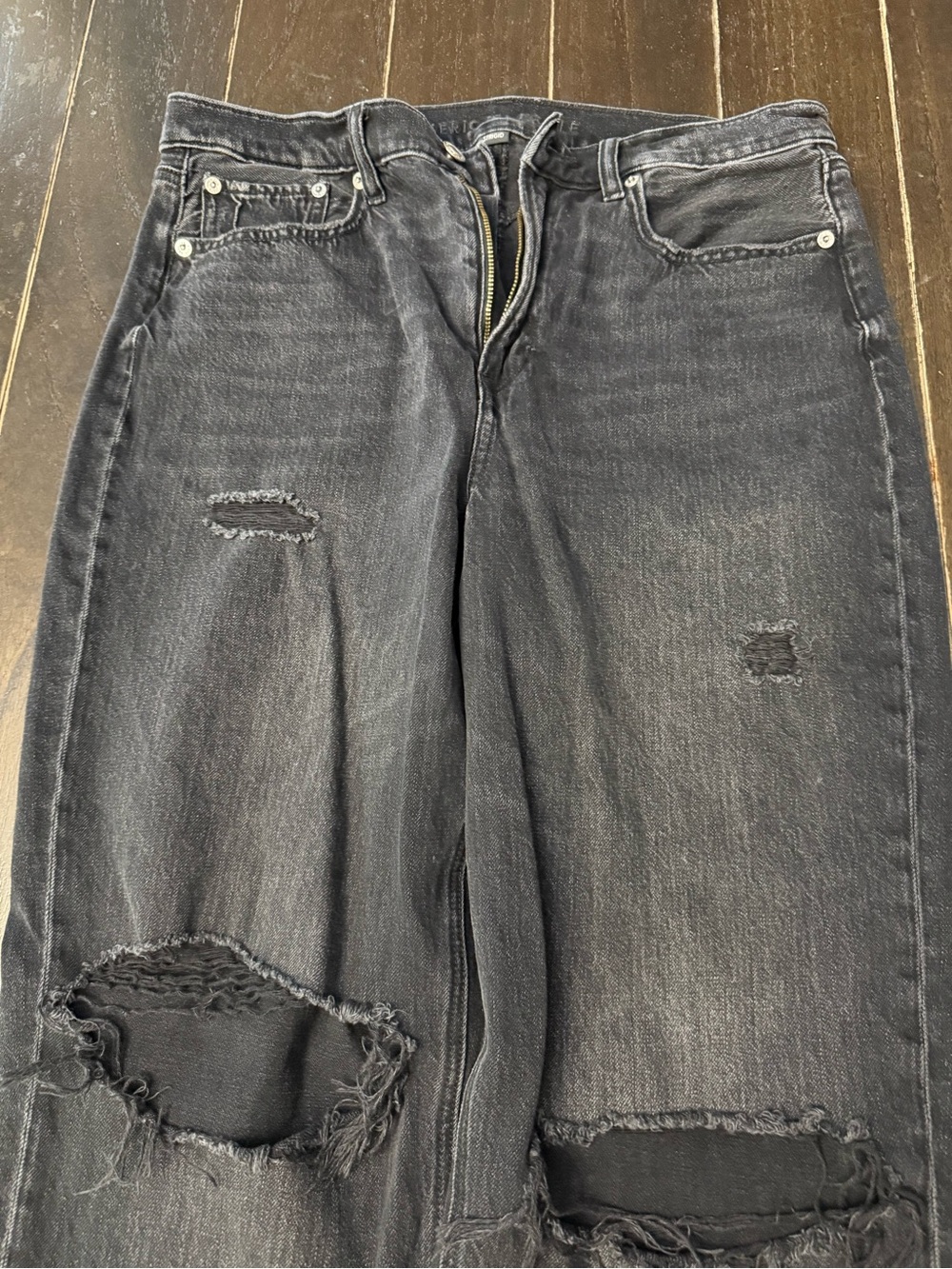 American Eagle Outfitters Strigid Womens Black Distressed Straight Jeans Size 10 - Picture 4 of 8